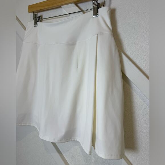 Draper James Side Slit Activewear Skirt With Built In Shorts White Size Medium - Picture 3 of 9